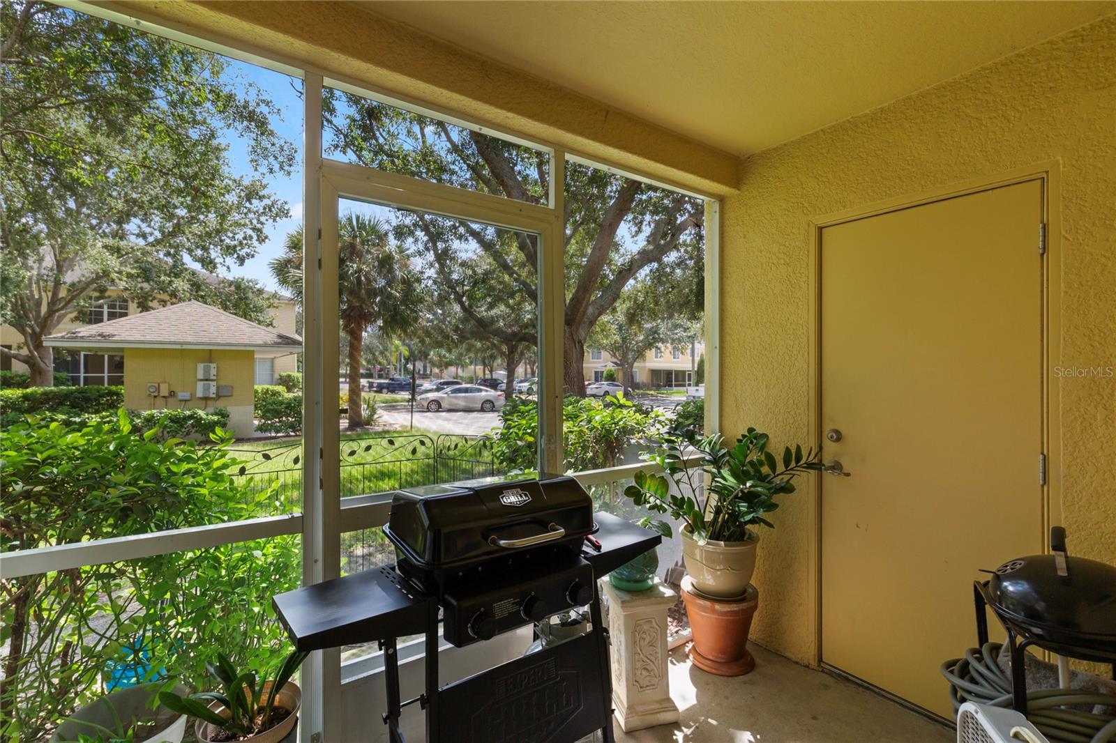Image 27 of 36 For 10901 Brickside Court