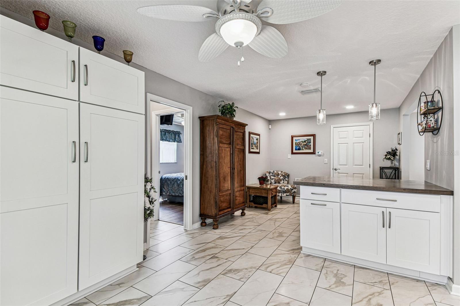 Image 19 of 99 For 2834 Thistle Court E