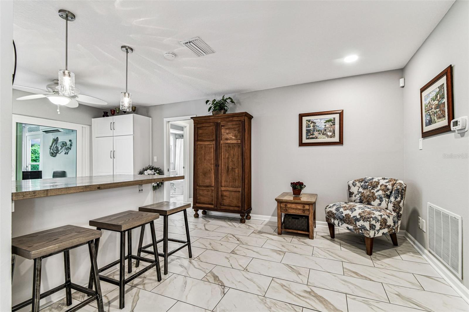 Image 20 of 99 For 2834 Thistle Court E