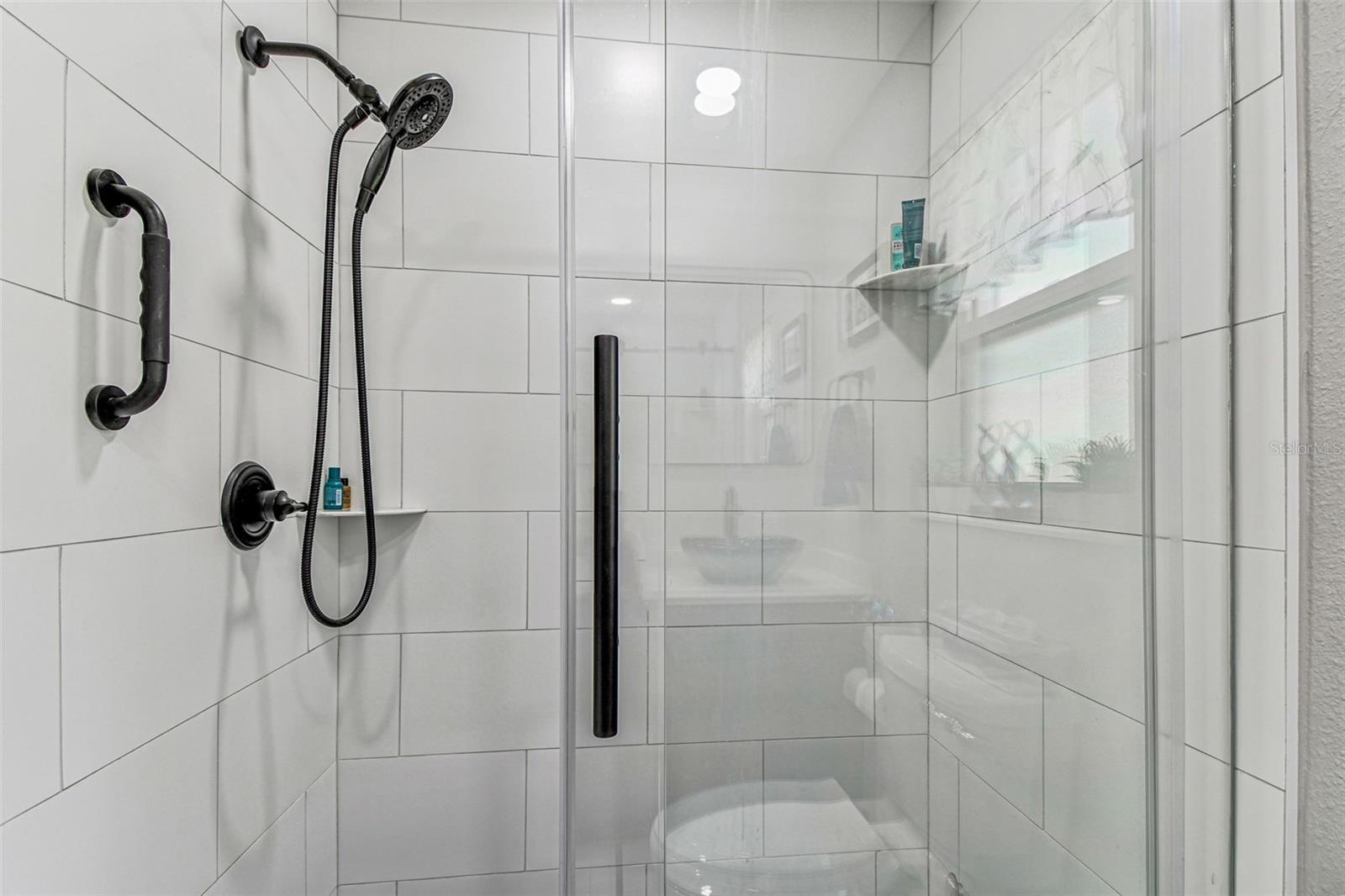Image 36 of 99 For 2834 Thistle Court E
