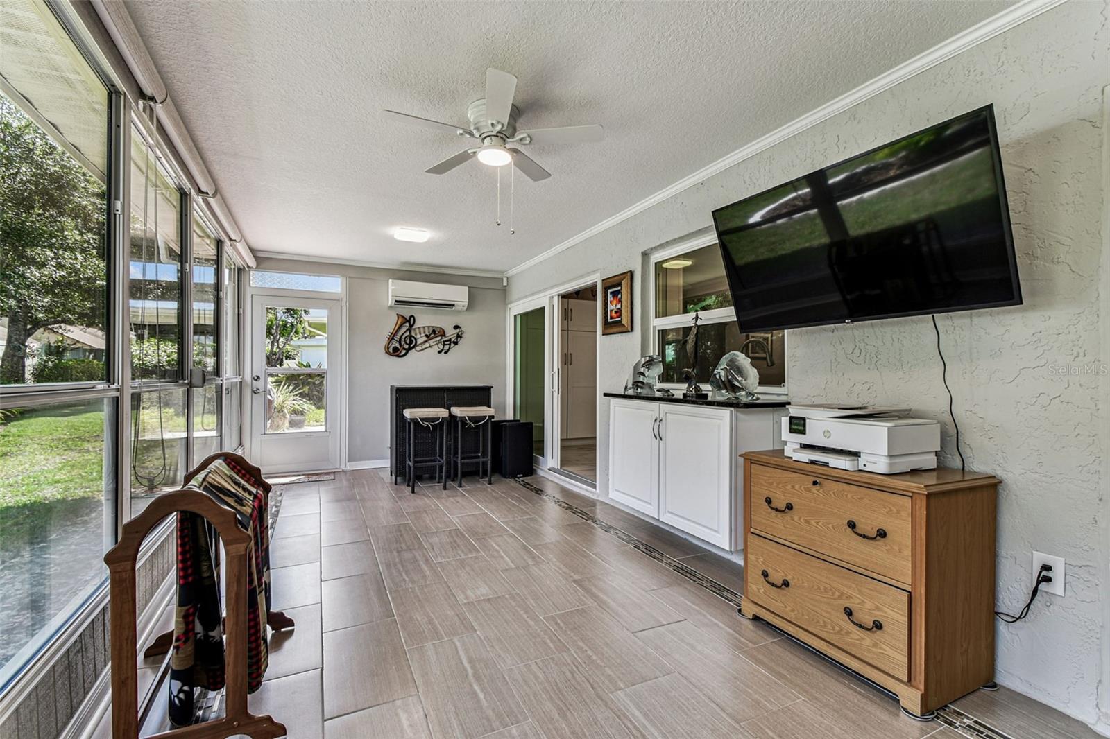 Image 38 of 99 For 2834 Thistle Court E