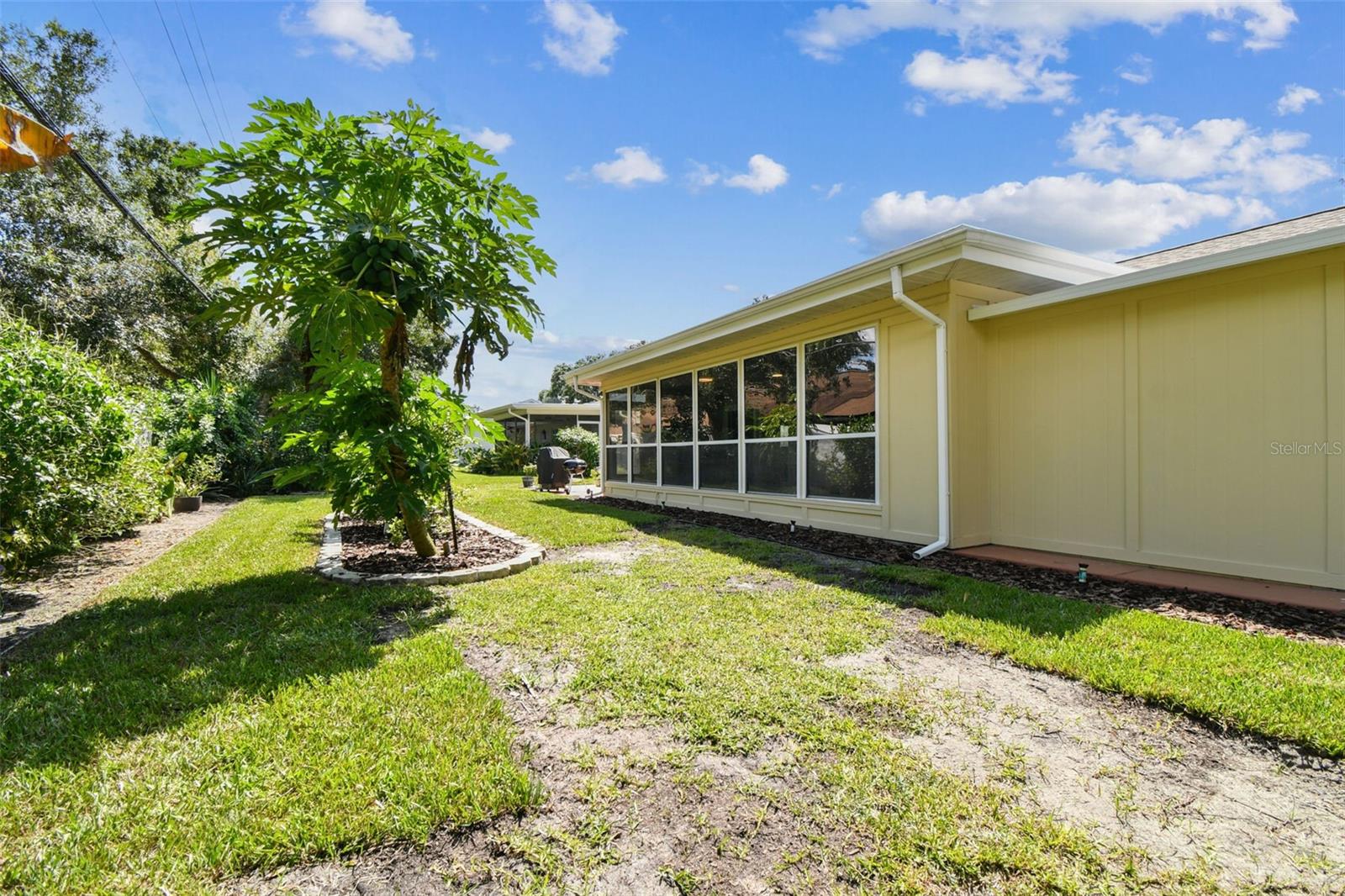 Image 52 of 99 For 2834 Thistle Court E