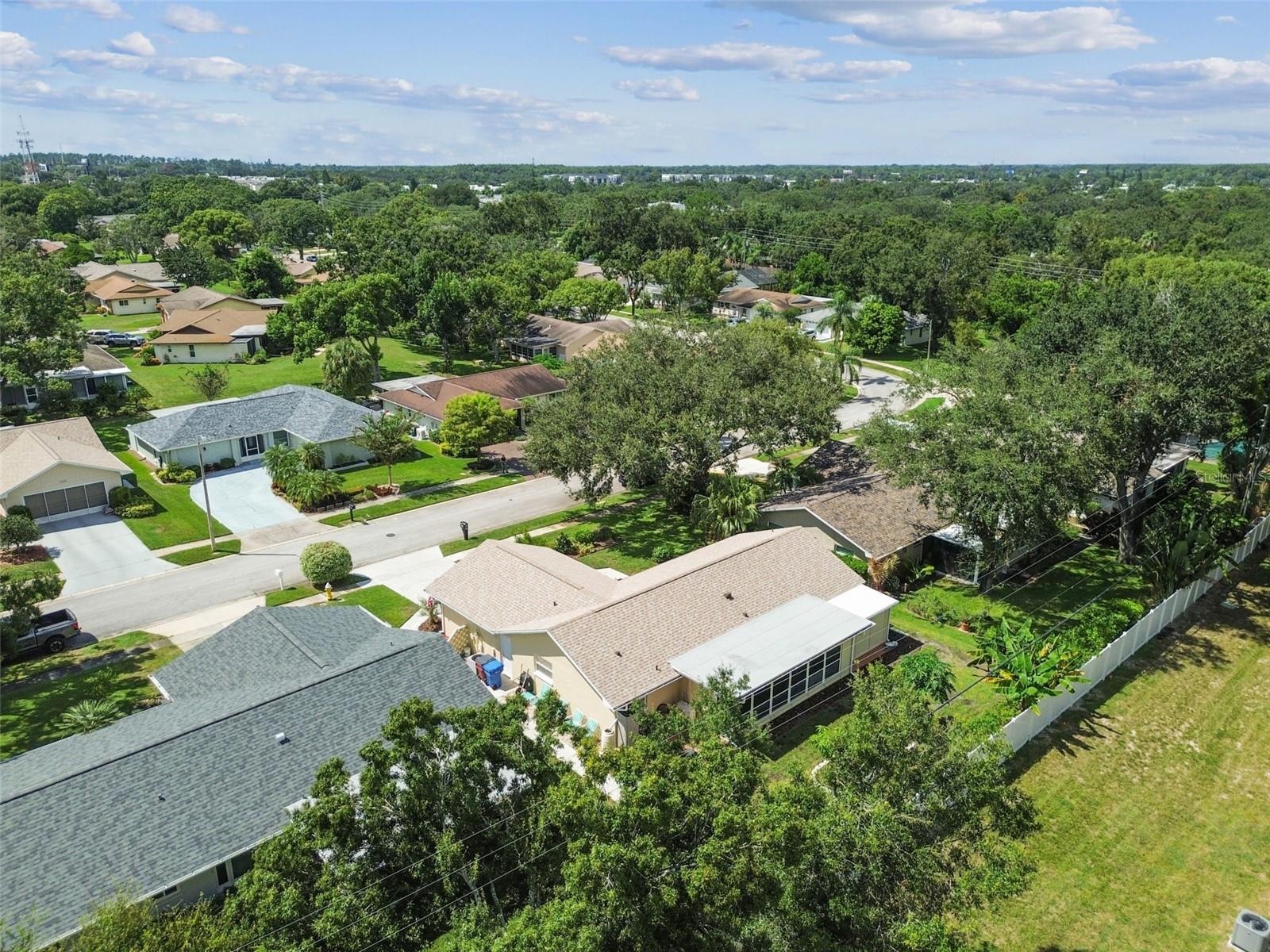 Image 76 of 99 For 2834 Thistle Court E