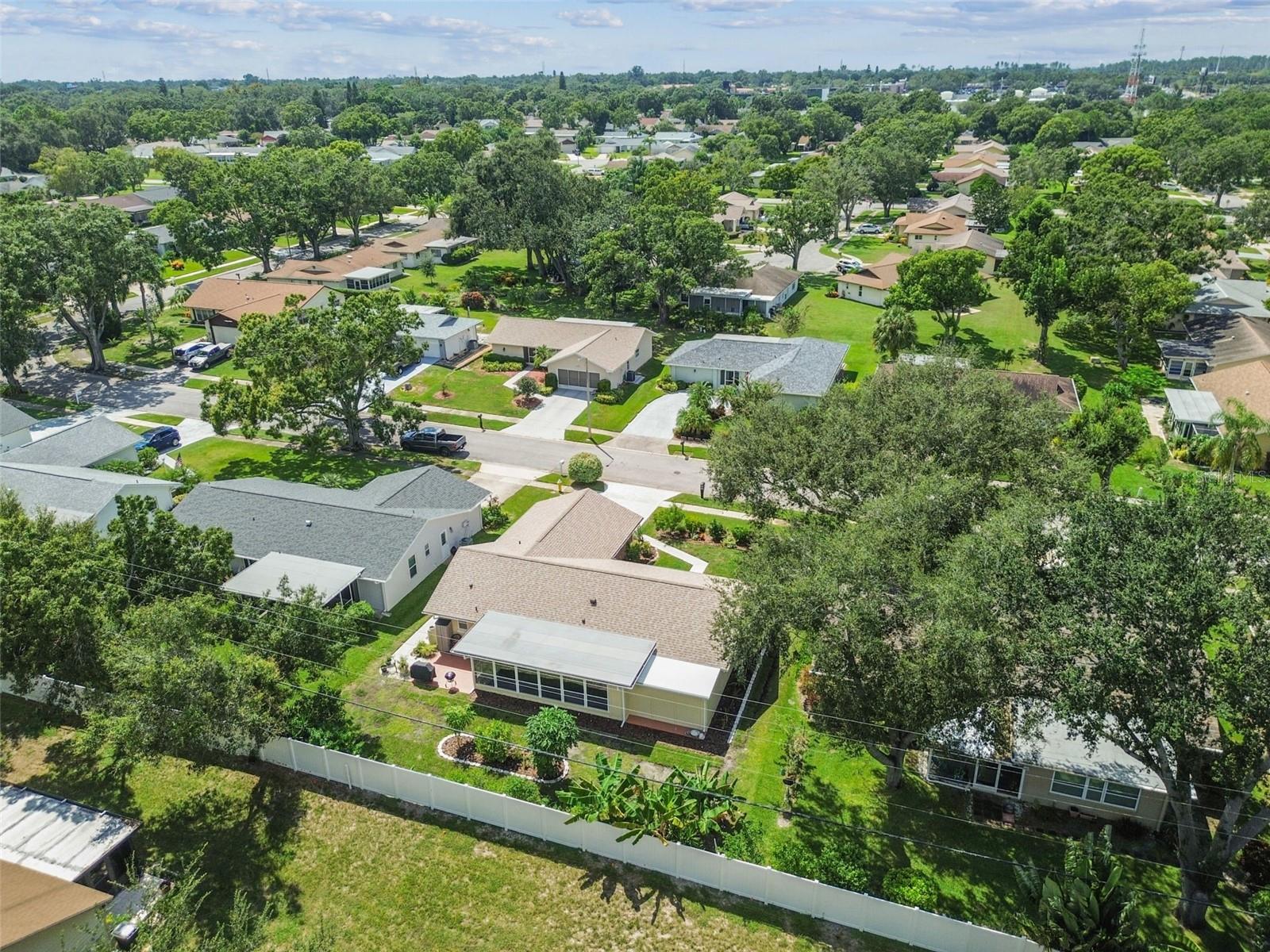 Image 78 of 99 For 2834 Thistle Court E
