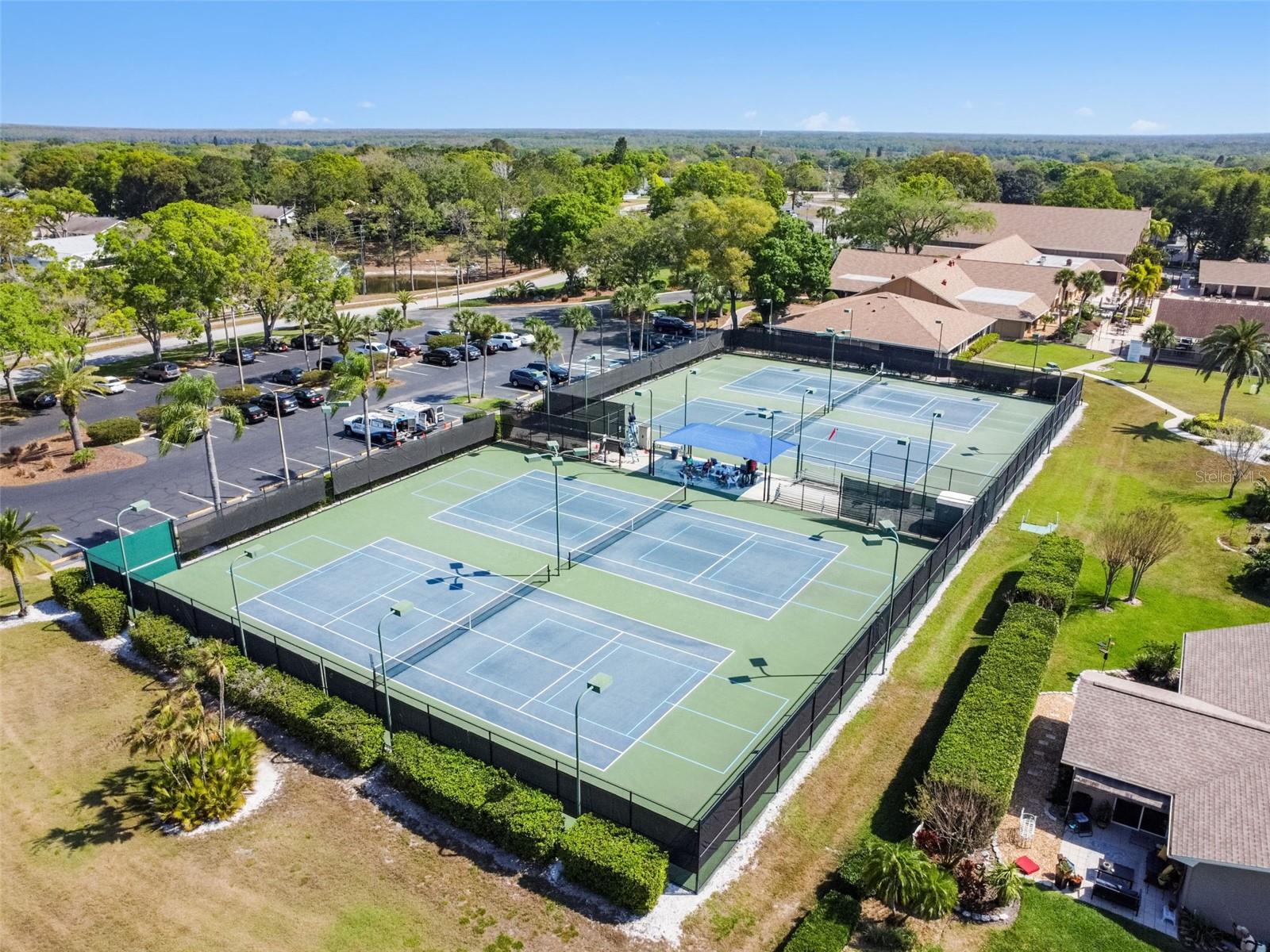 Image 95 of 99 For 2834 Thistle Court E