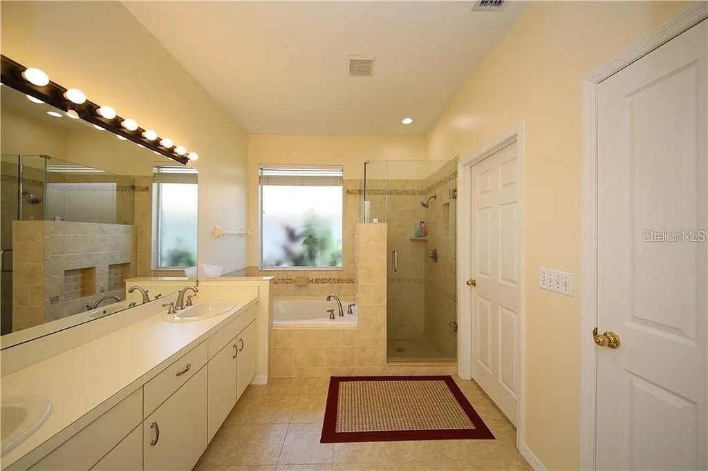 Image 16 of 29 For 5324 Cottonwood Tree Cir