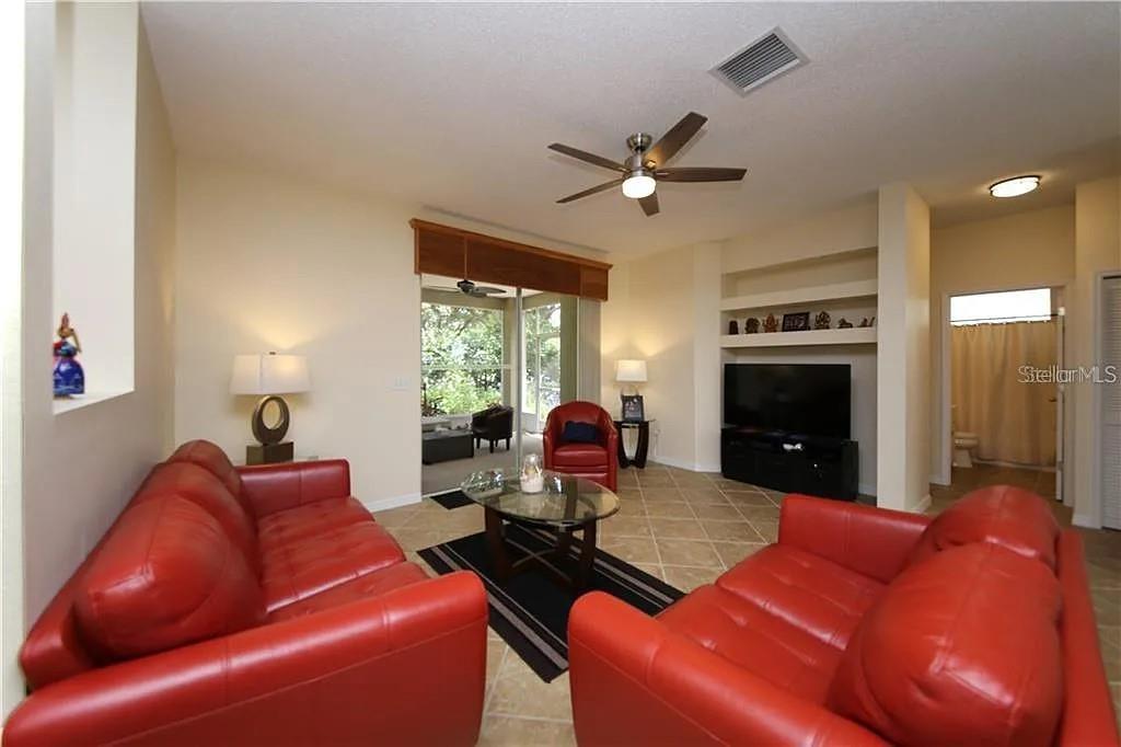 Image 6 of 29 For 5324 Cottonwood Tree Cir