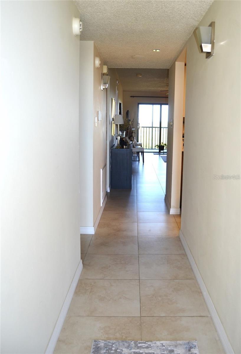 Image 7 of 40 For 5400 Park Street N 8