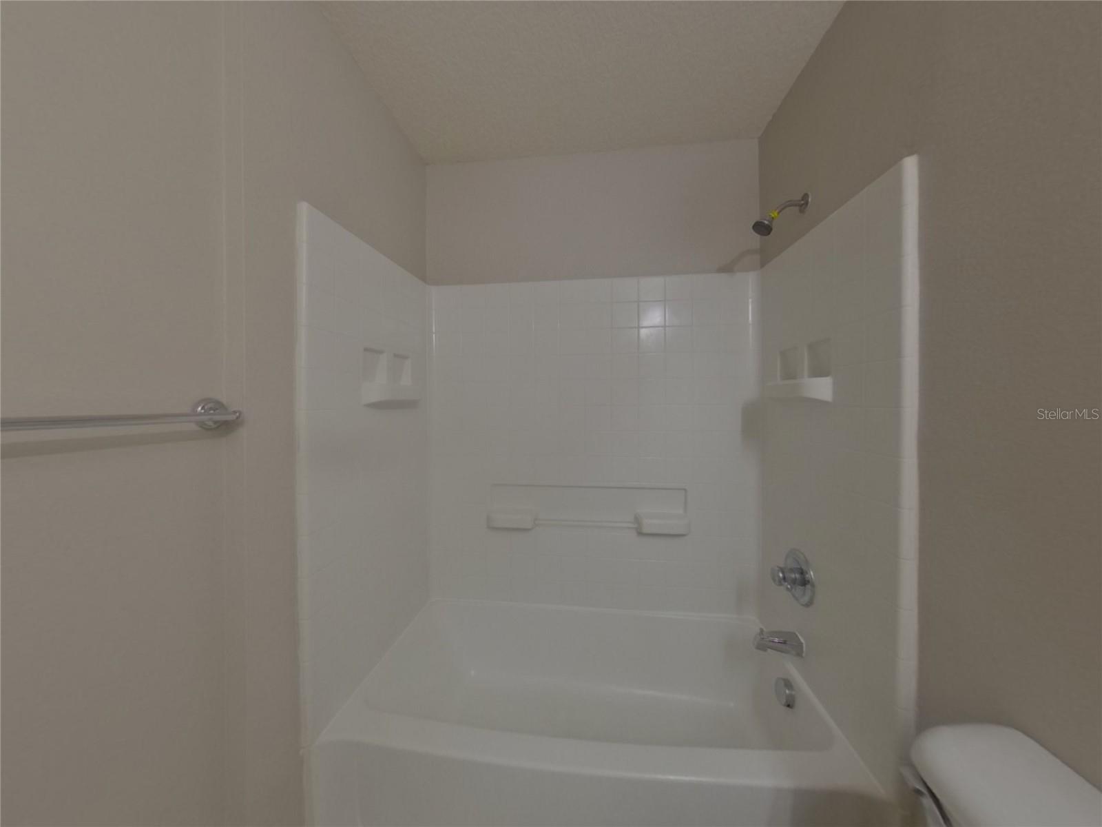 Image 16 of 19 For 11712 Colony Lakes Boulevard