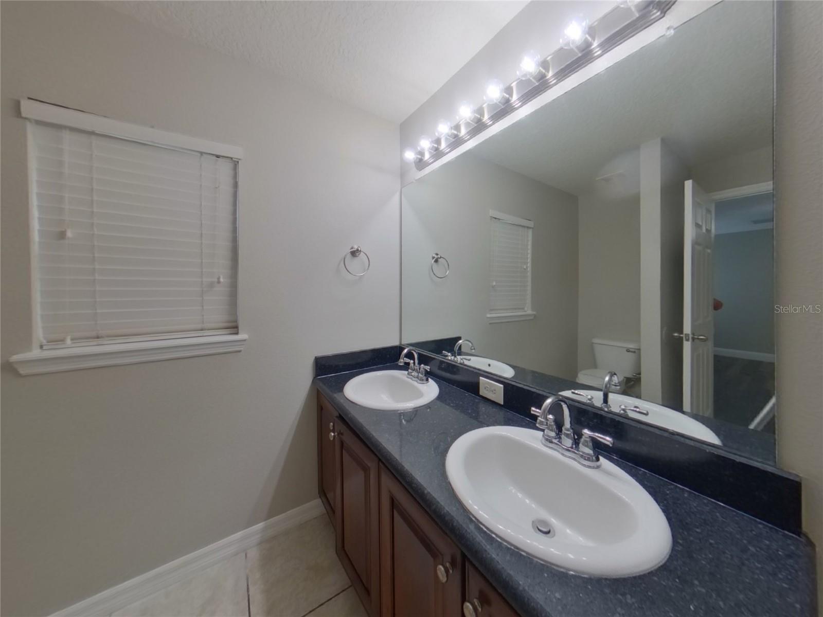 Image 9 of 19 For 11712 Colony Lakes Boulevard