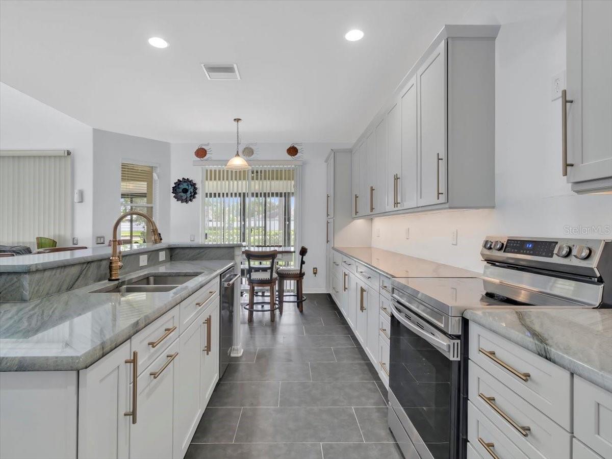 Image 17 of 49 For 11418 Callaway Pond Drive