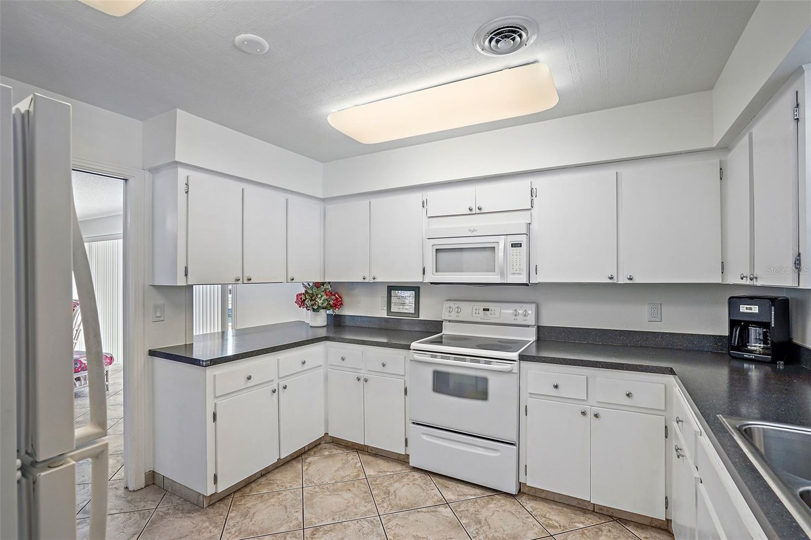 Image 41 of 69 For 131 Bluff View Drive 109