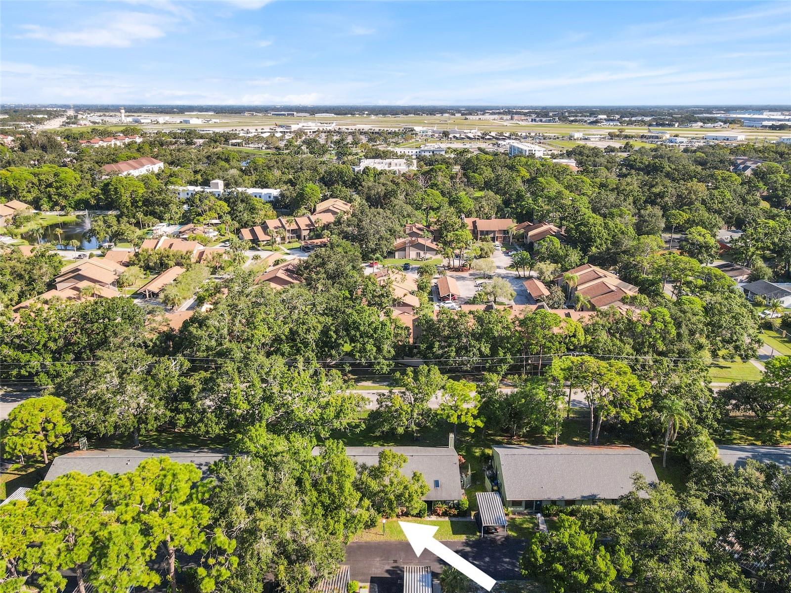 Image 43 of 46 For 5015 Barrington Circle 201