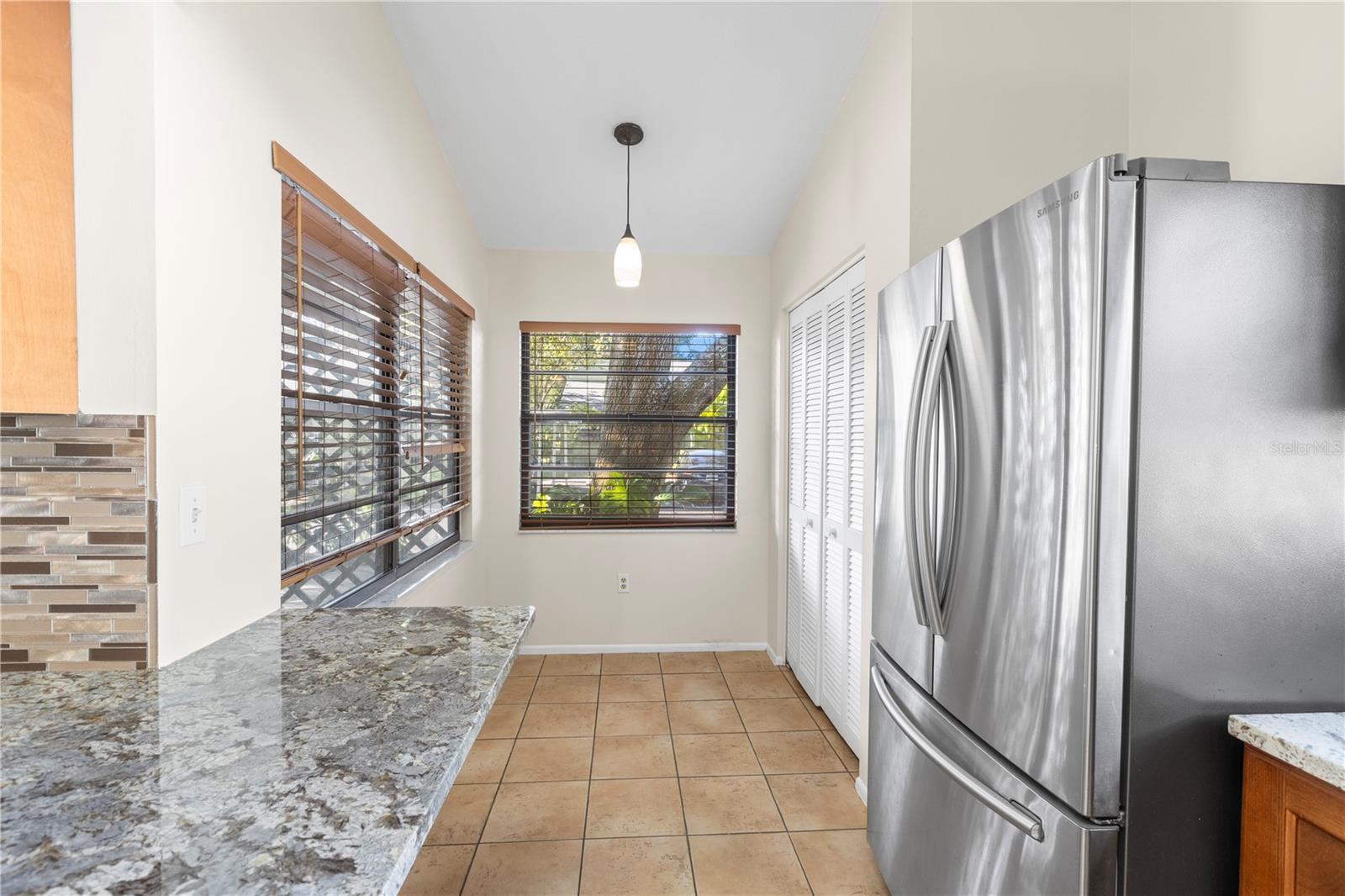 Image 9 of 46 For 5015 Barrington Circle 201