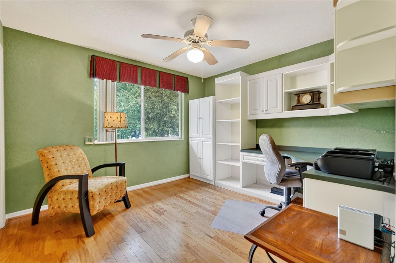 Image 16 of 43 For 14879 Seminole Trail