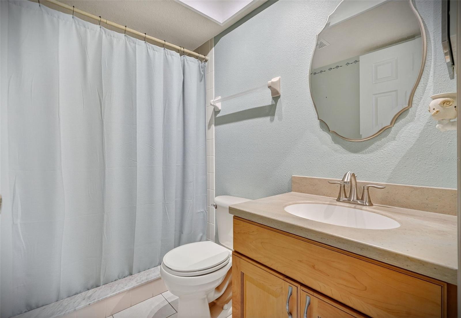 Image 18 of 43 For 14879 Seminole Trail