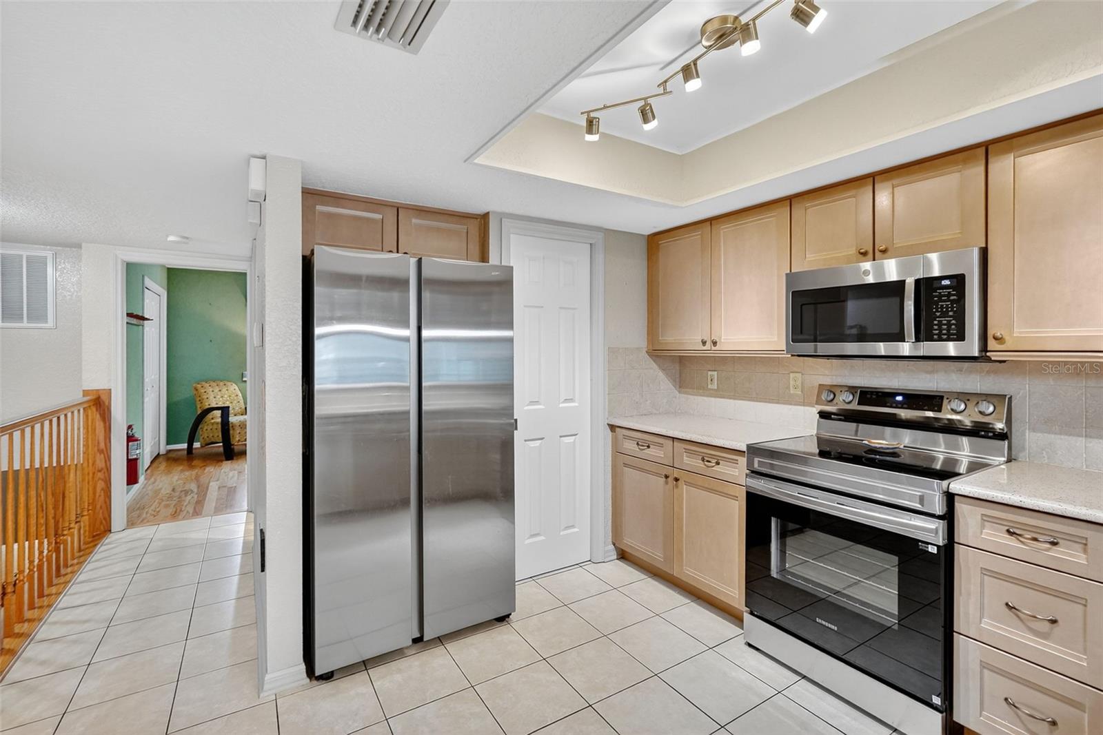 Image 6 of 43 For 14879 Seminole Trail