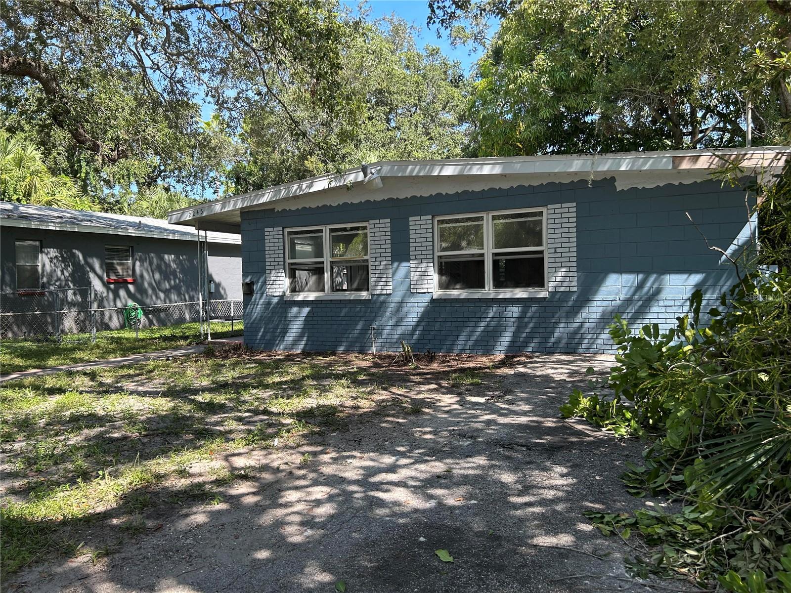 Image 2 of 11 For 2245 17th Avenue S