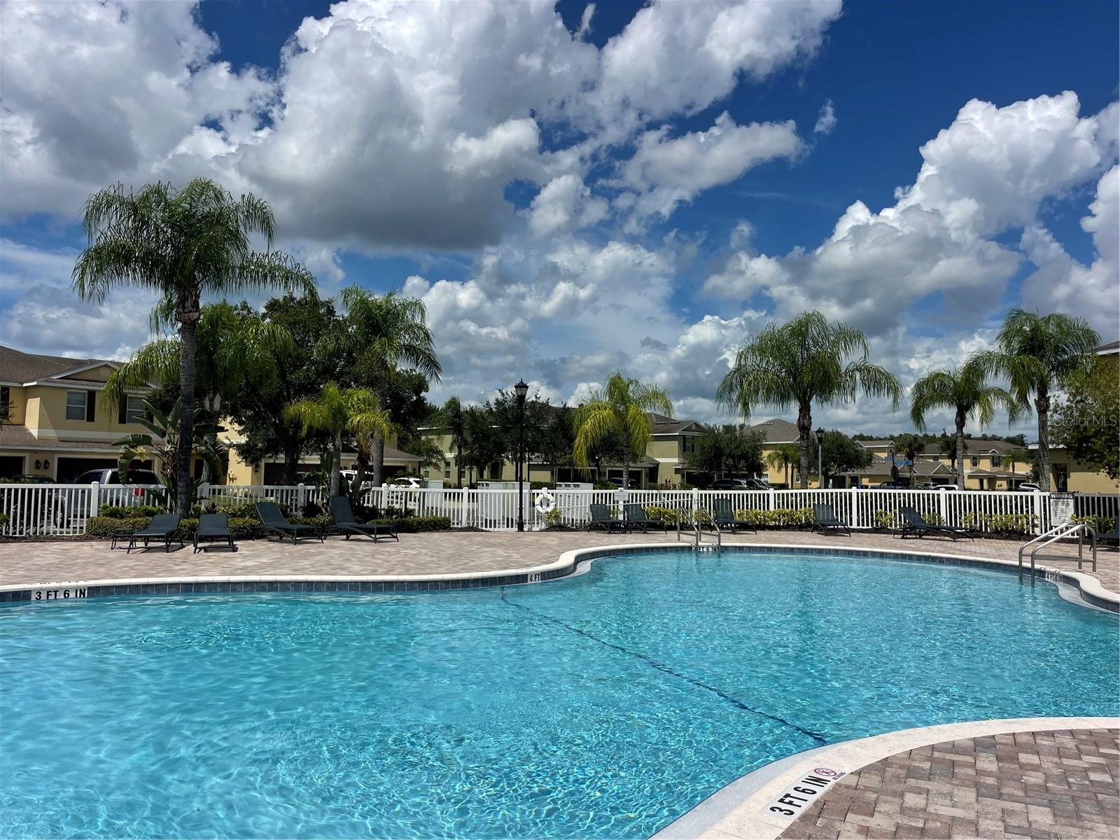 Listing photo id 23 for 20438 Needletree Drive