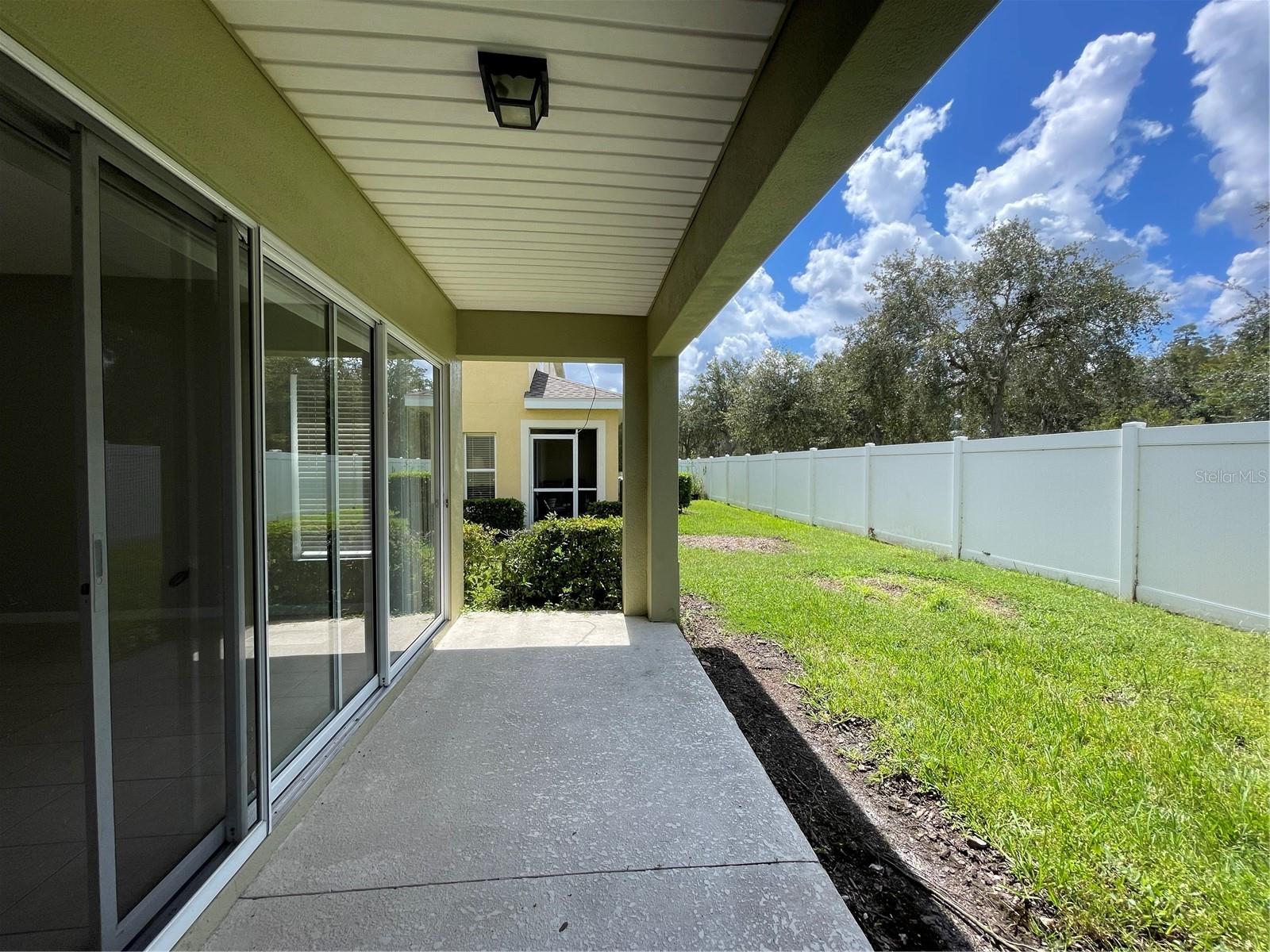Listing photo id 5 for 20438 Needletree Drive