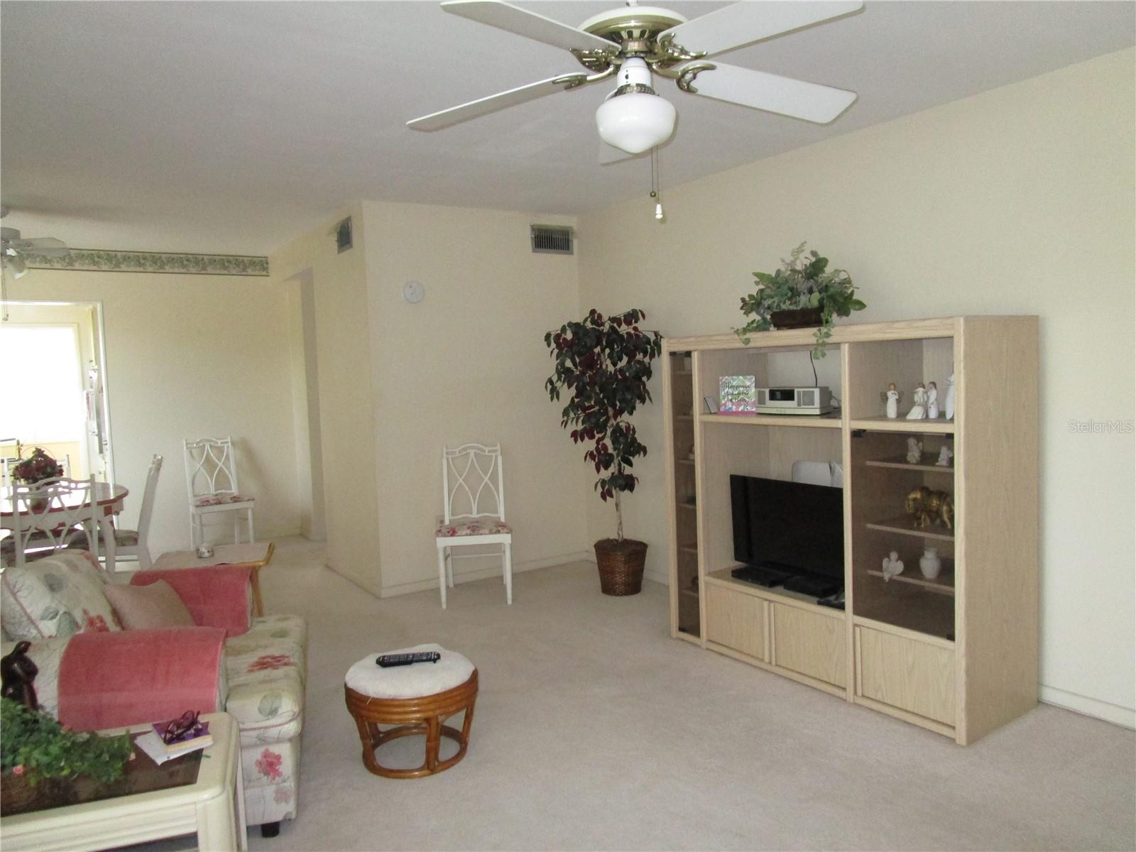 Image 4 of 58 For 6055 21st Street N 10