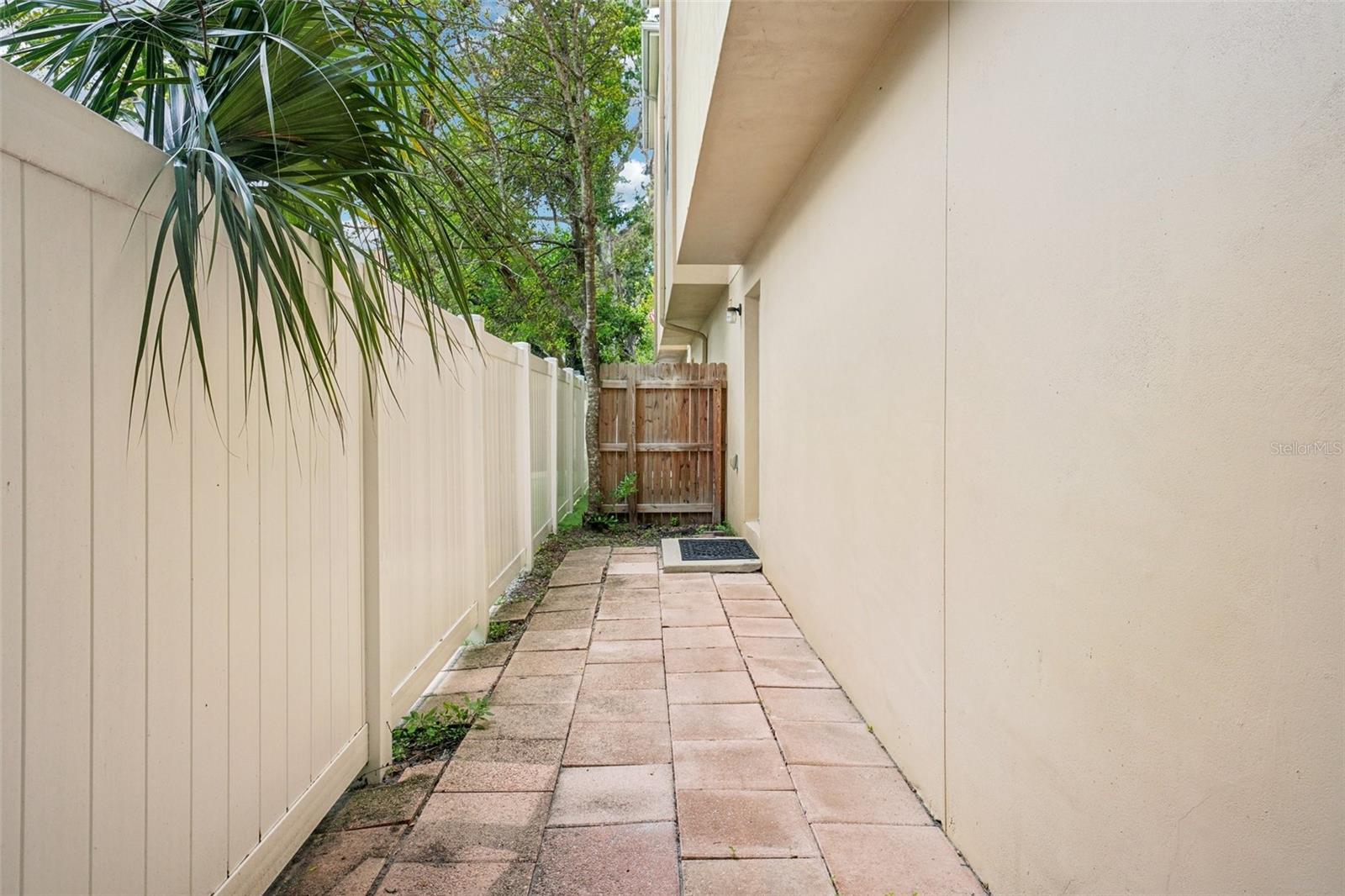 Image 27 of 30 For 509 Matanzas Avenue 6