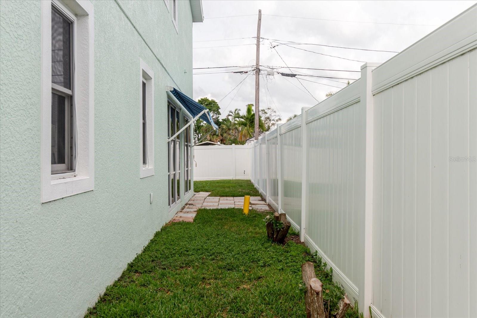 Image 40 of 53 For 203 163rd Avenue