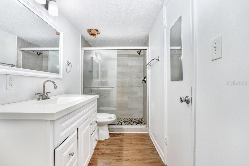 Image 9 of 15 For 2302 S Manhatan Avenue 310