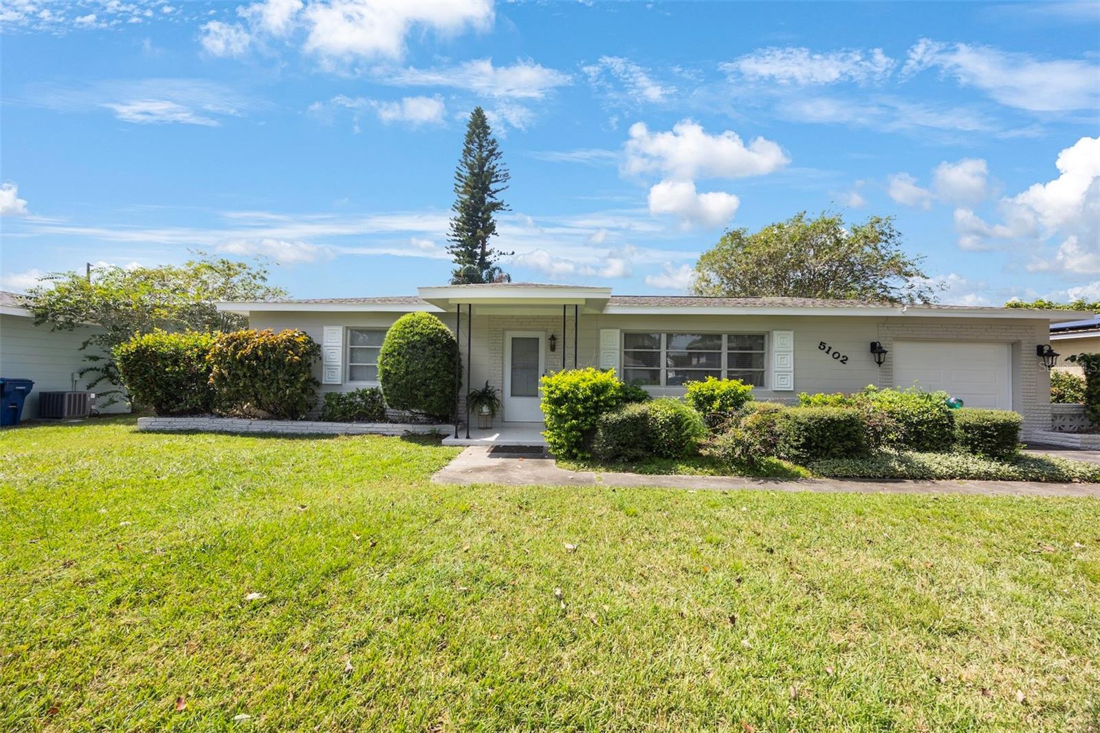 Details for 5102 Lake Charles Drive N, KENNETH CITY, FL 33709