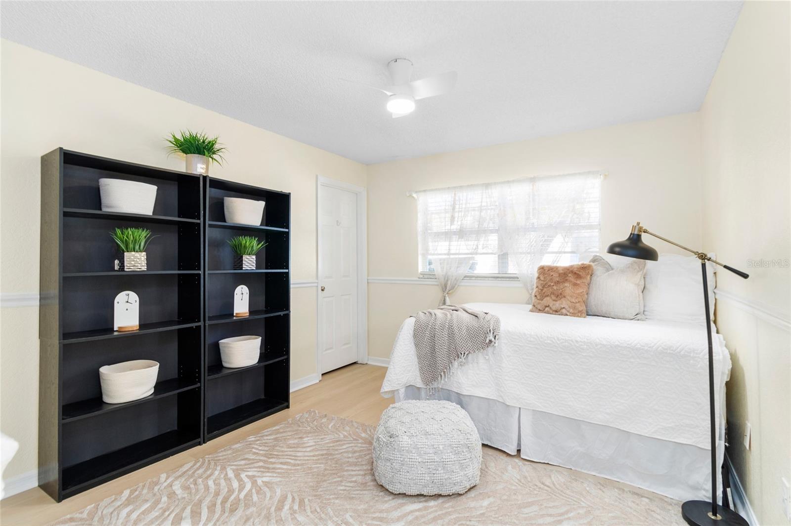 Image 14 of 24 For 8747 Glen Lakes Boulevard N