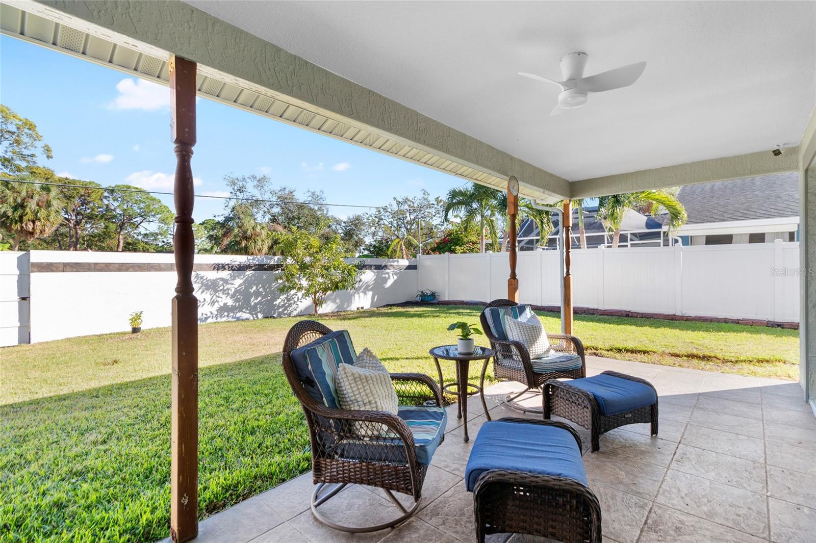 Image 18 of 24 For 8747 Glen Lakes Boulevard N