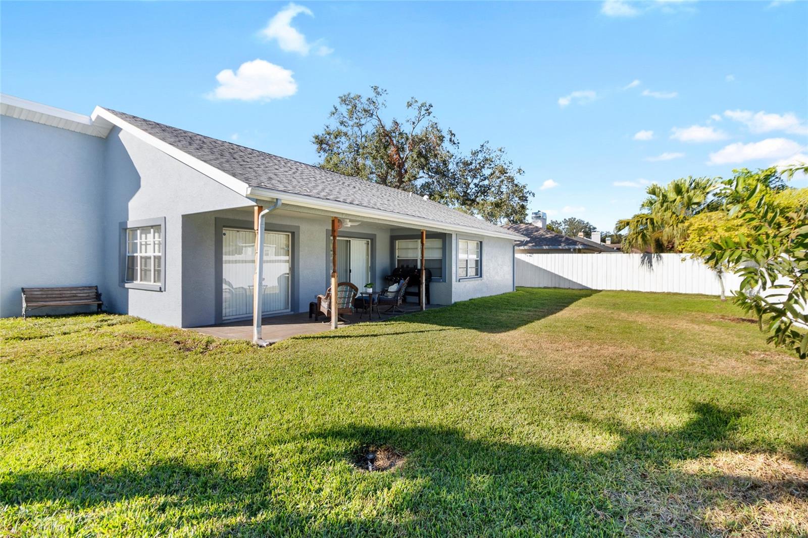 Image 19 of 24 For 8747 Glen Lakes Boulevard N