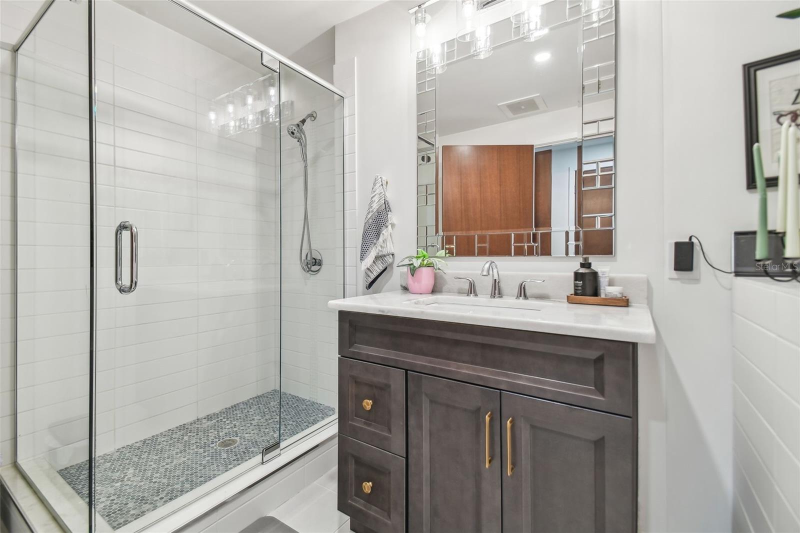 Image 36 of 97 For 111 12th Street 1306