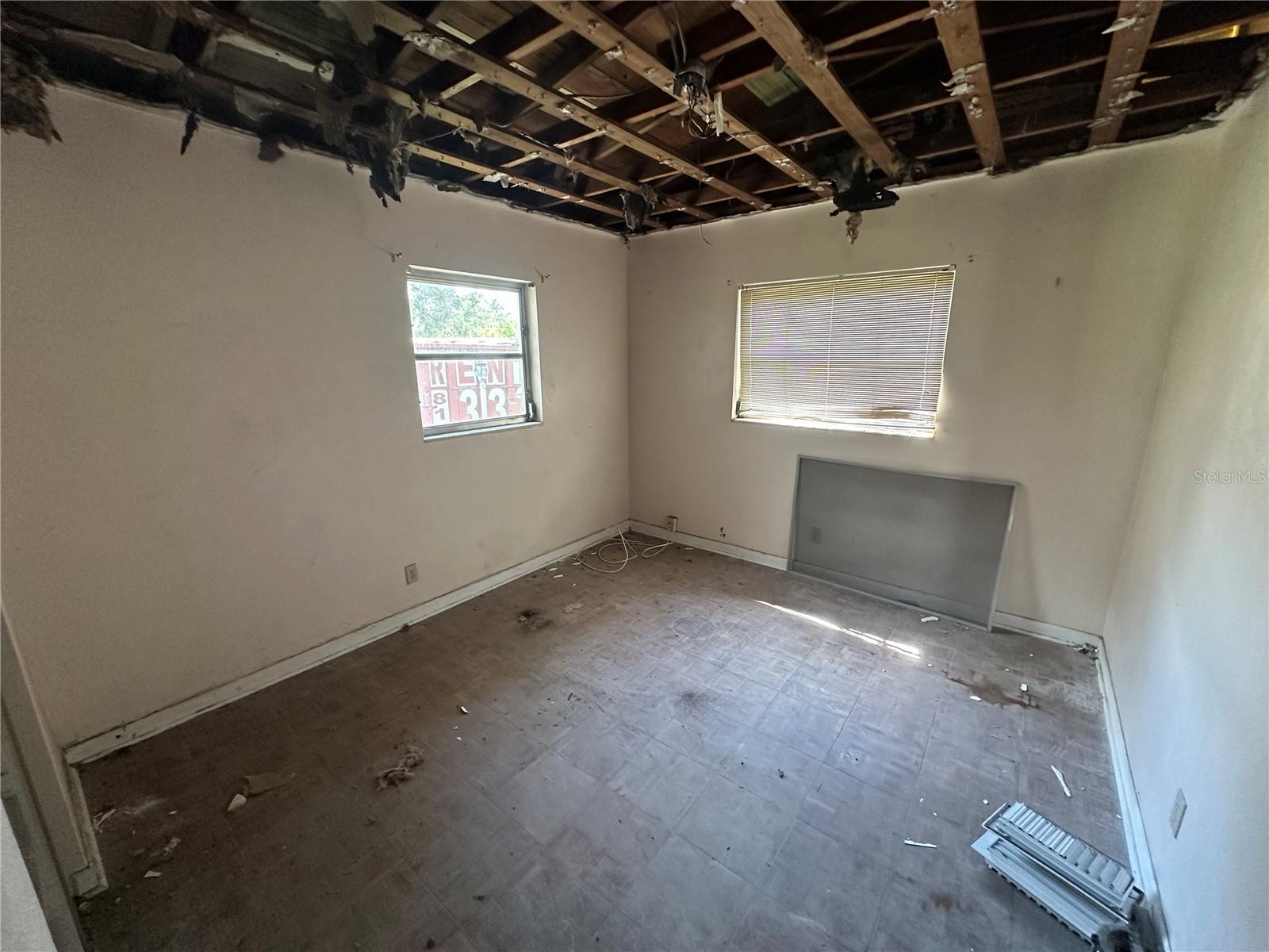 Image 10 of 32 For 4707 Alline Avenue