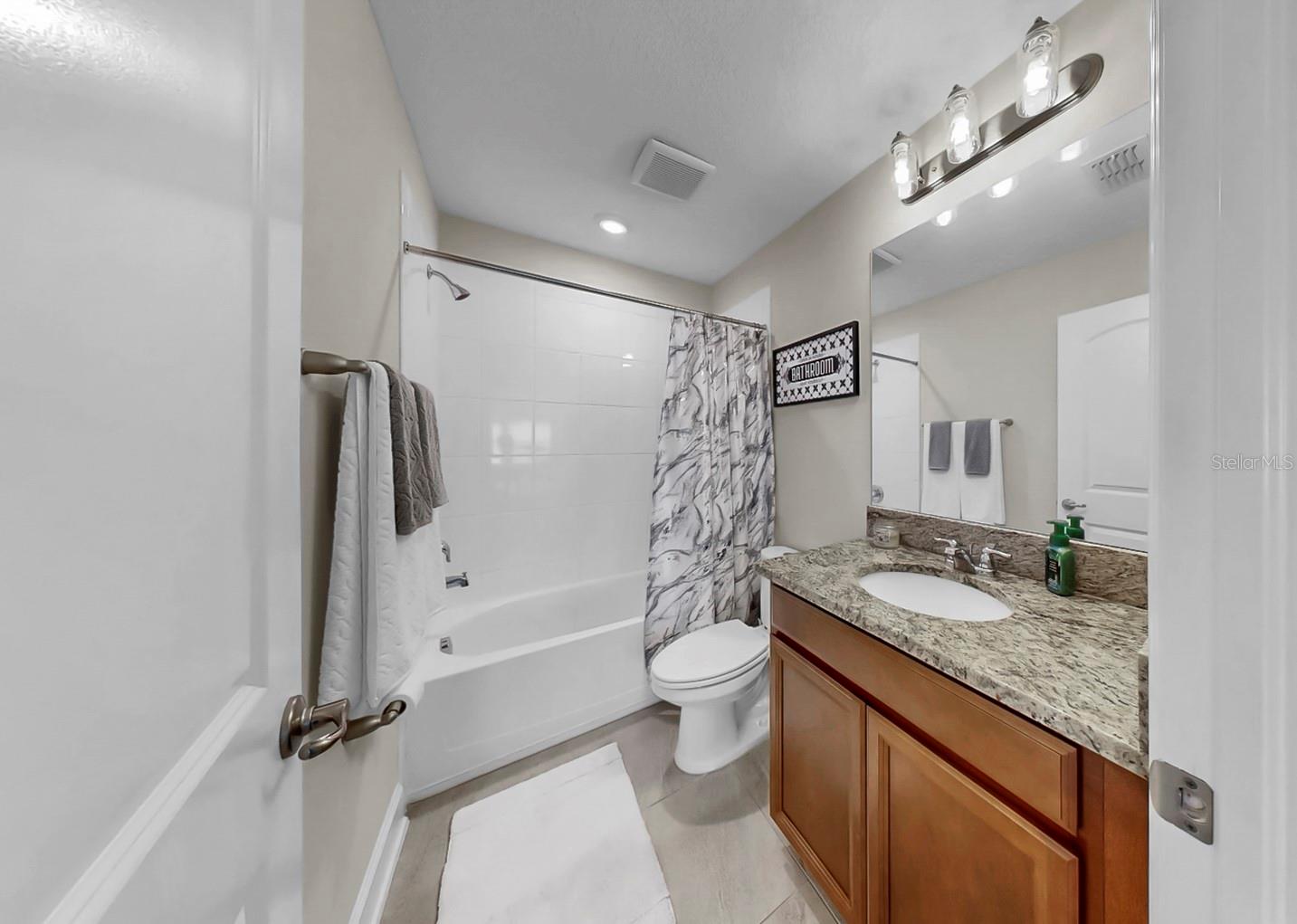 Image 42 of 54 For 10513 Alcon Blue Drive
