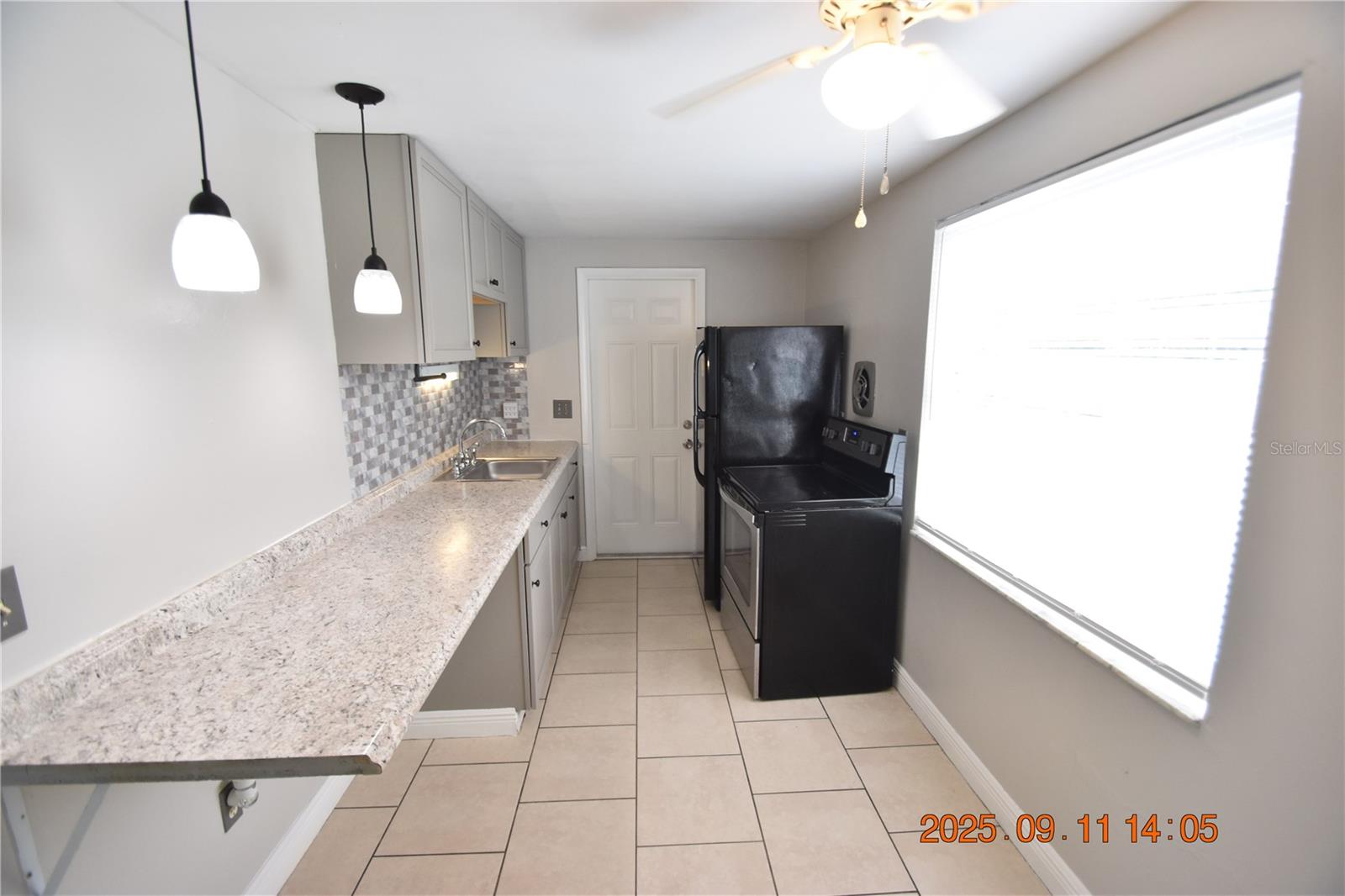 Image 14 of 25 For 602 Beltrees Street 602