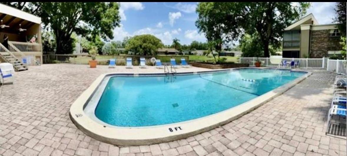 Image 10 of 11 For 10423 Carrollbrook Court 201