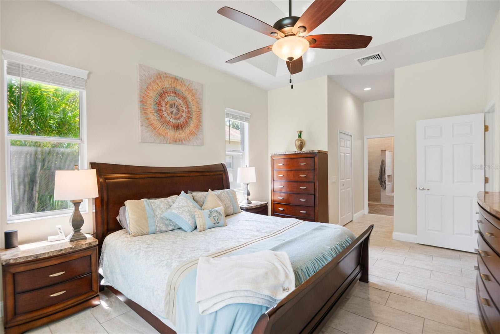 Image 10 of 41 For 387 Bridle Path Way