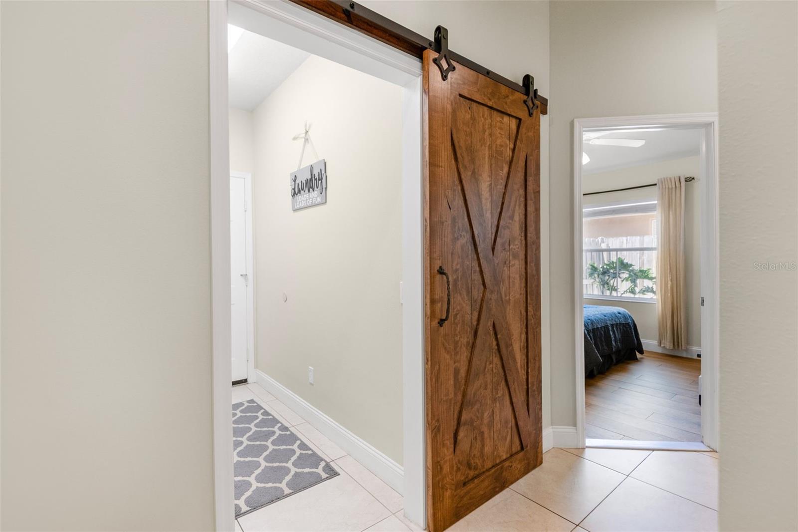 Image 16 of 41 For 387 Bridle Path Way