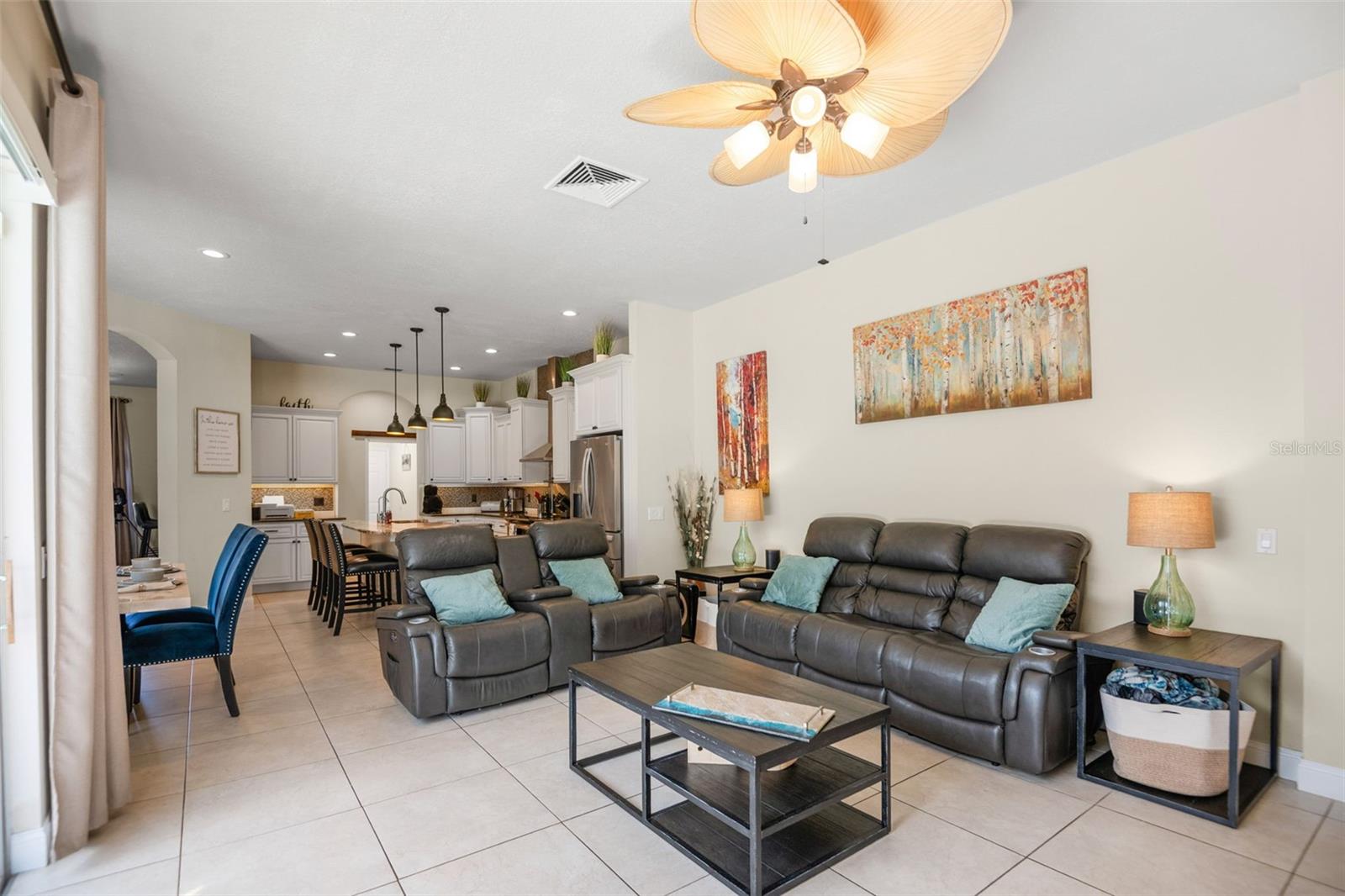 Image 30 of 41 For 387 Bridle Path Way