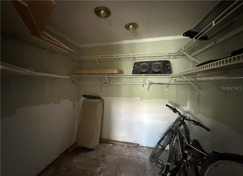 Image 28 of 39 For 14700 Patrick Henry Road