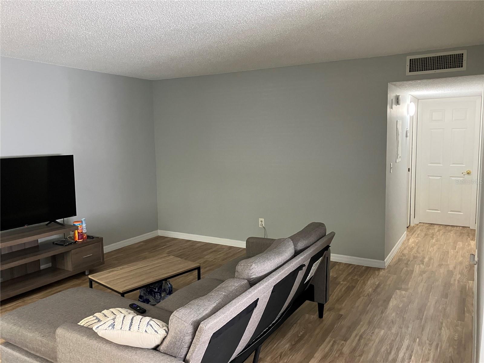 Image 10 of 39 For 11703 Raintree Village Boulevard B