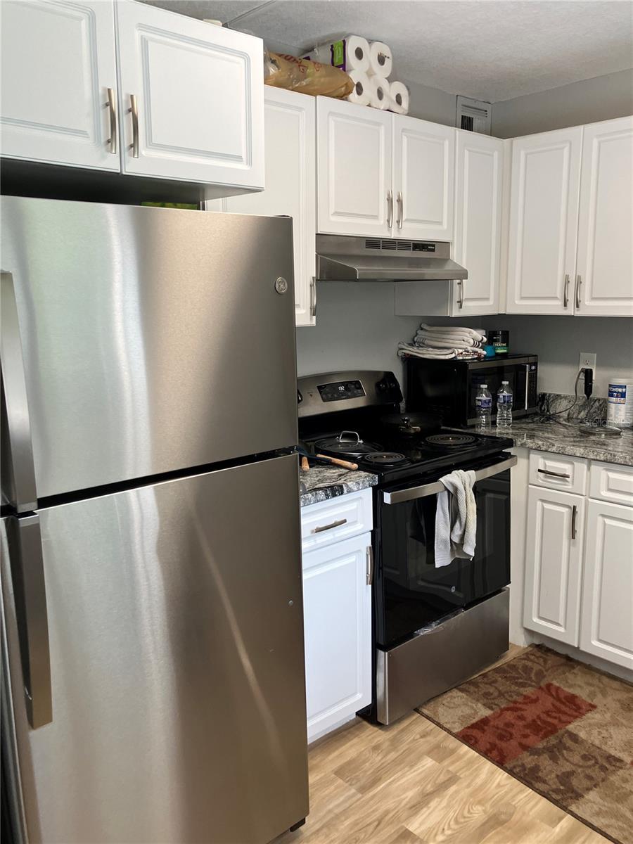 Image 16 of 39 For 11703 Raintree Village Boulevard B