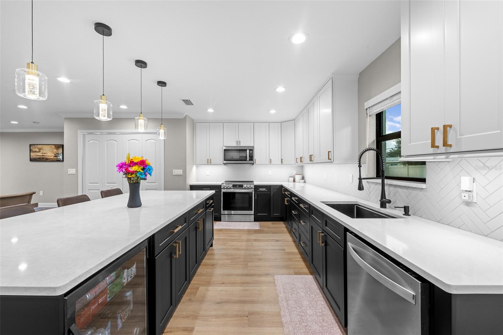 Image 12 of 54 For 5239 24th Avenue N