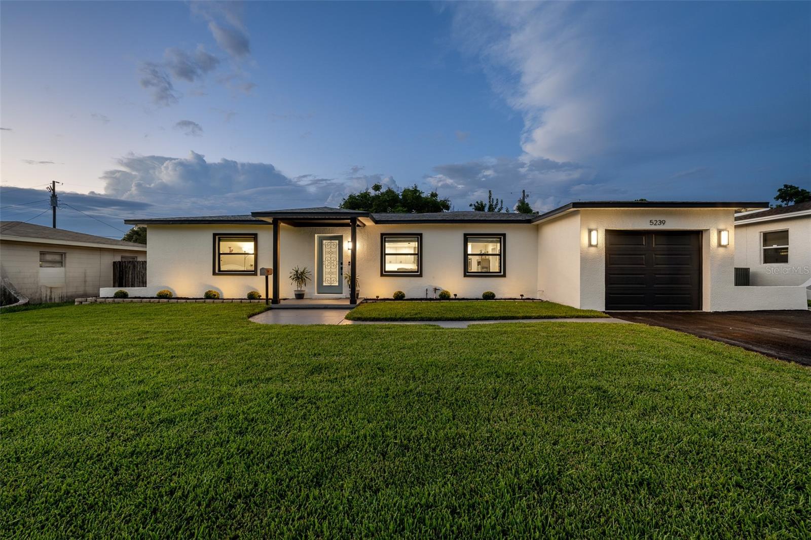 Image 2 of 54 For 5239 24th Avenue N