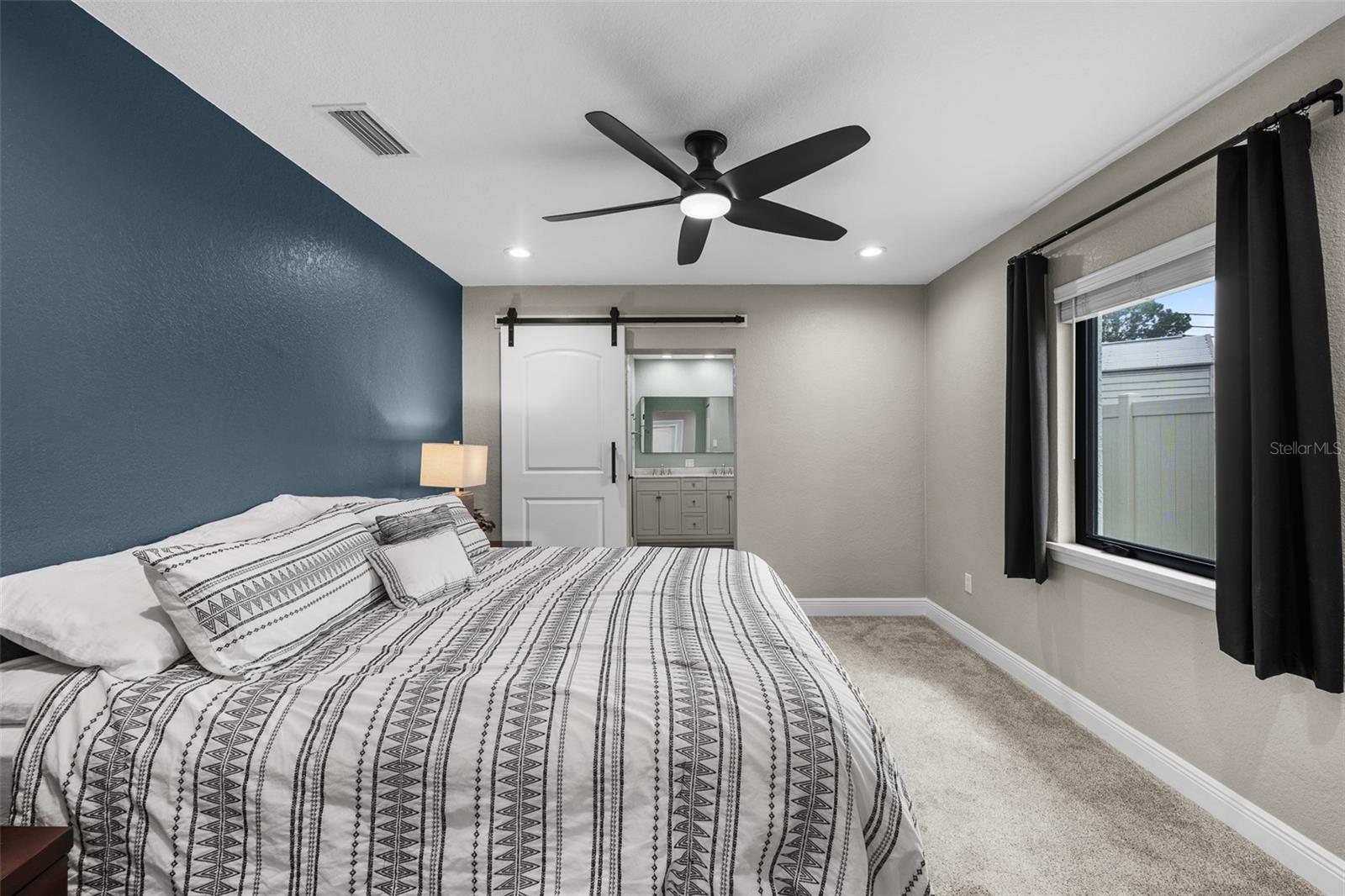 Image 23 of 54 For 5239 24th Avenue N