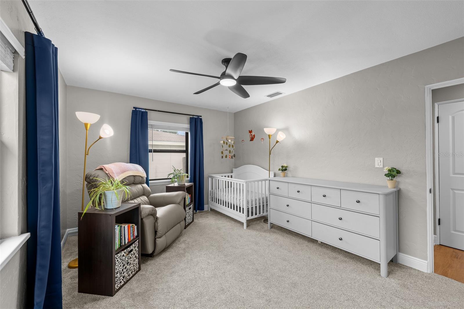 Image 34 of 54 For 5239 24th Avenue N