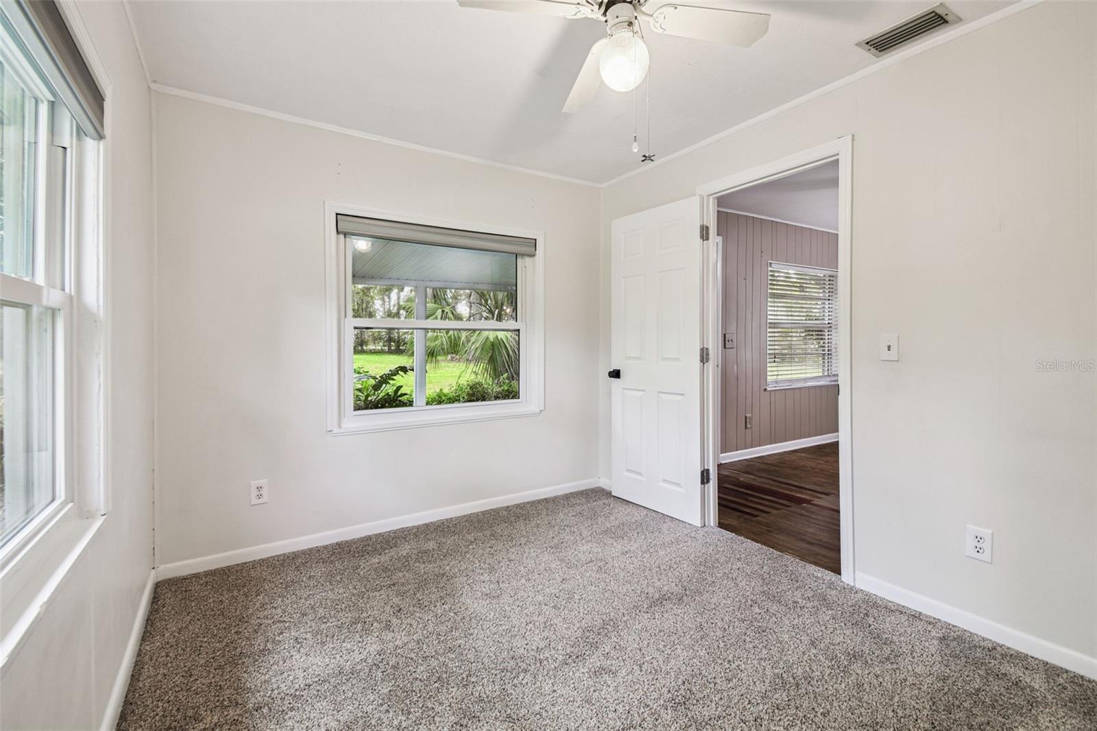 Image 30 of 94 For 4220 Lakewood Drive