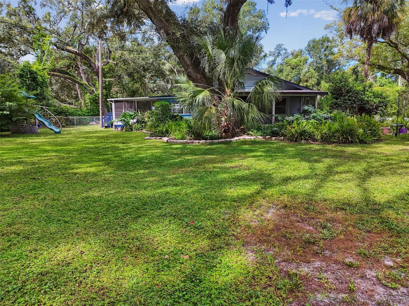 Image 86 of 94 For 4220 Lakewood Drive