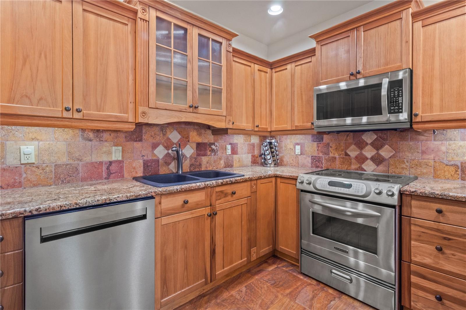 Image 53 of 66 For 6515 Dimarco Road